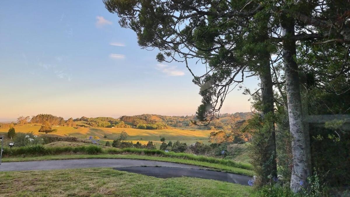 The Kauri Getaway By Tiny Away Villa Waitoki ภายนอก รูปภาพ