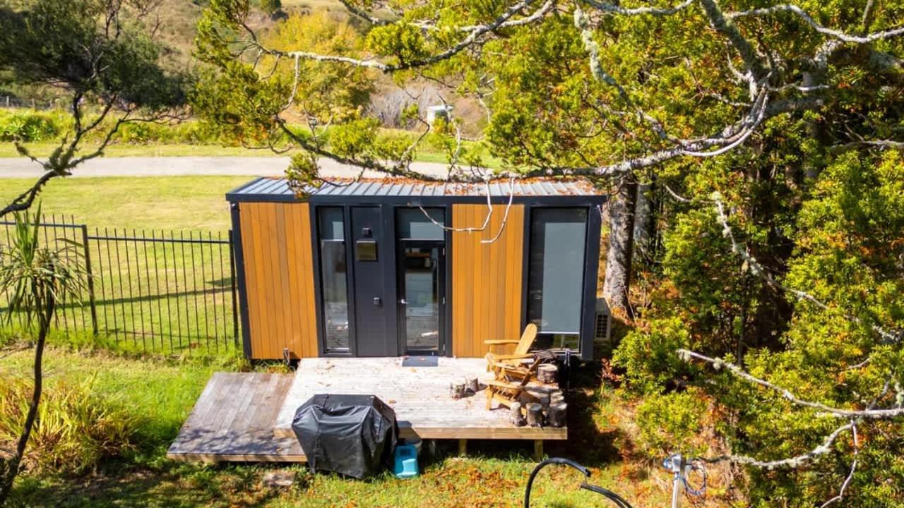 The Kauri Getaway By Tiny Away Villa Waitoki ภายนอก รูปภาพ